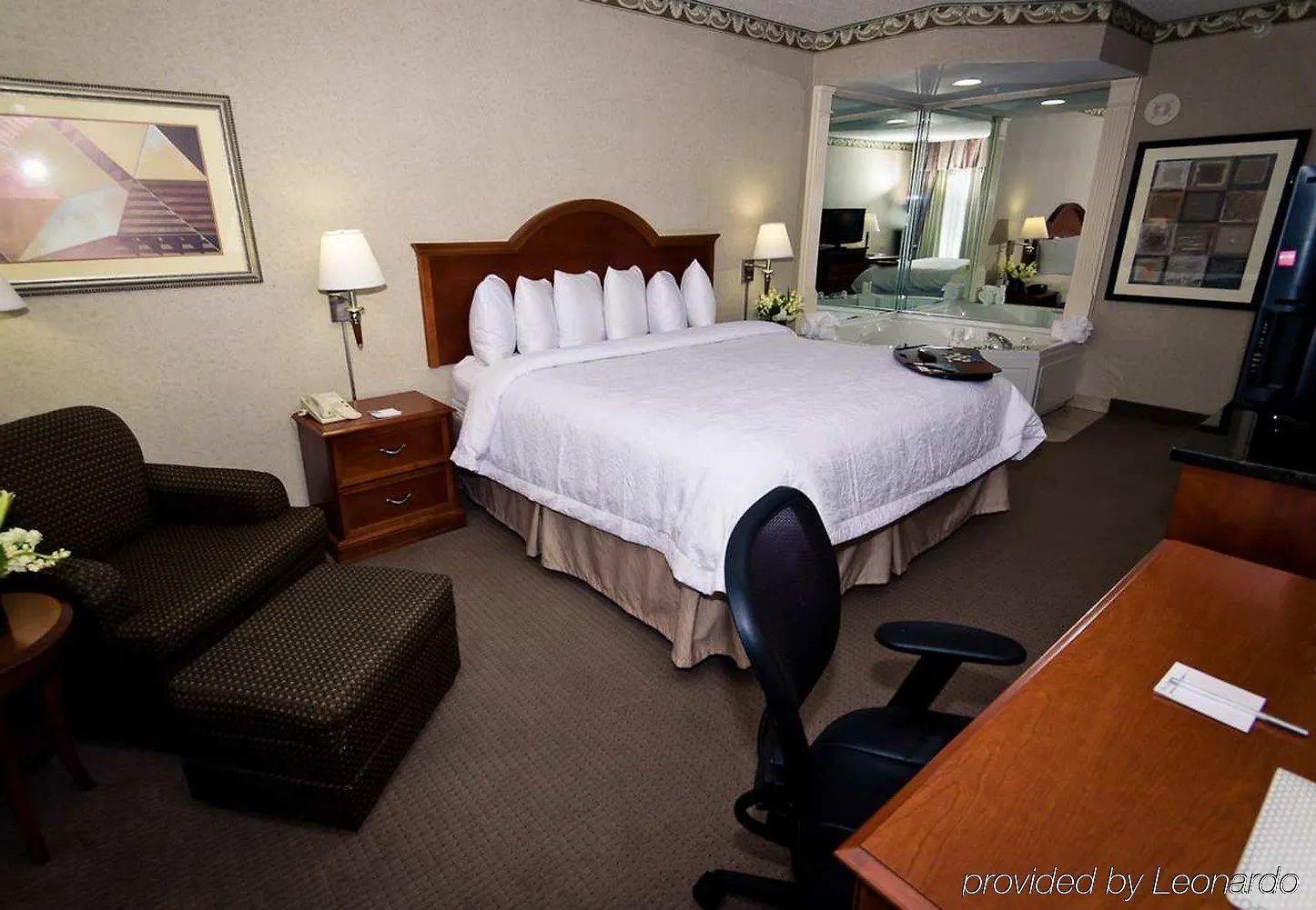 Hampton Inn Charlotte Uptown 3*,  United States
