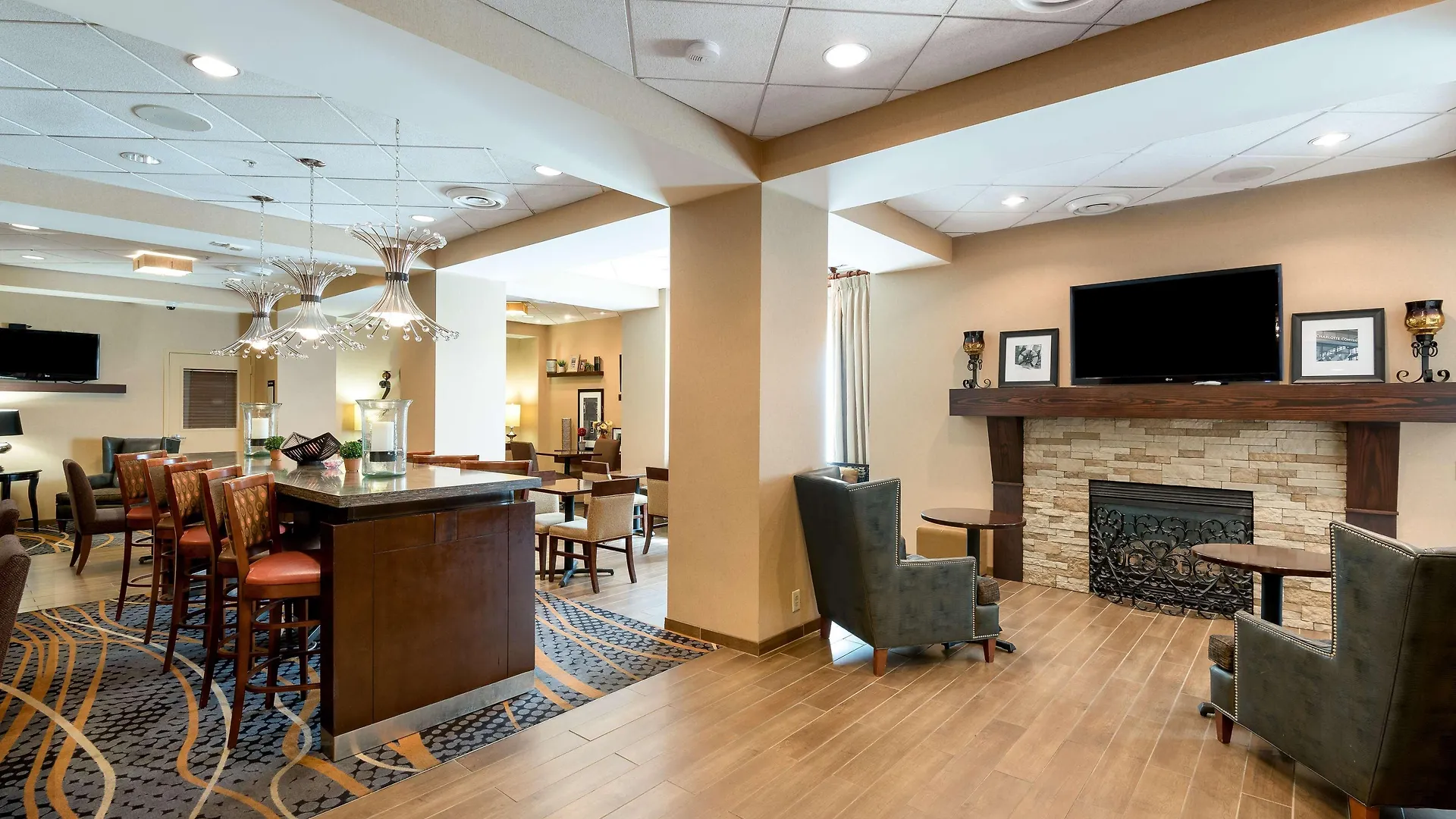 Hampton Inn Charlotte Uptown