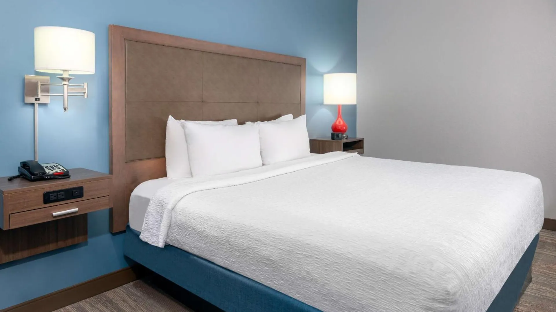 Hampton Inn Charlotte Uptown