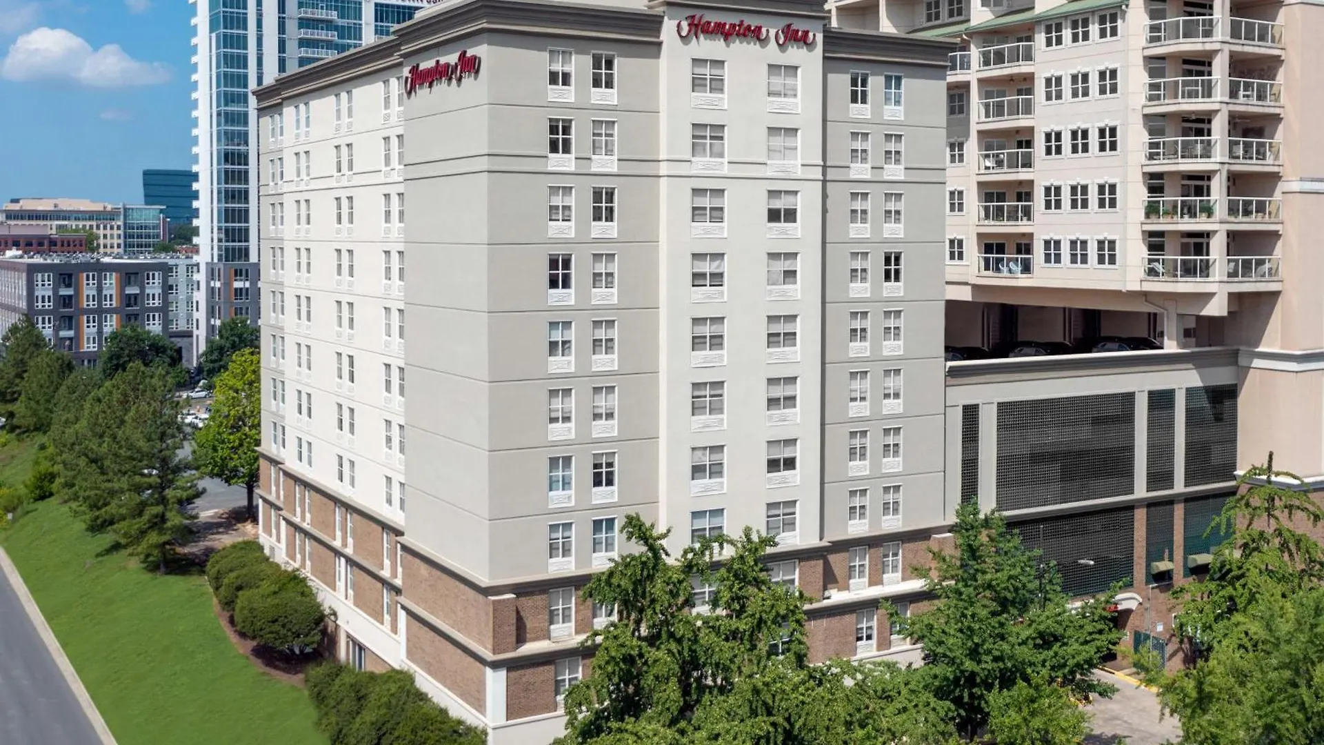 Hampton Inn Charlotte Uptown location